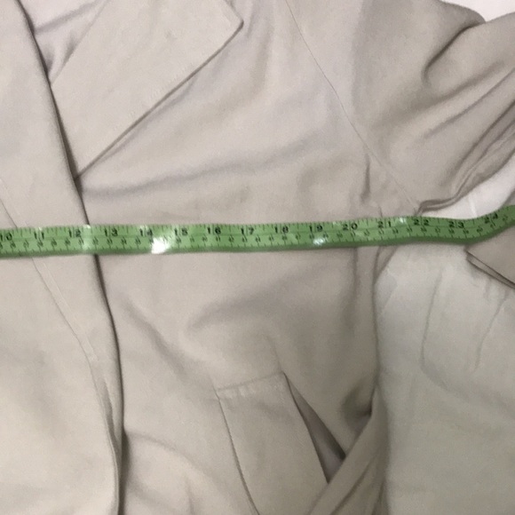 The Sunday ladies trench coat. Medium, NWT - Picture 8 of 9